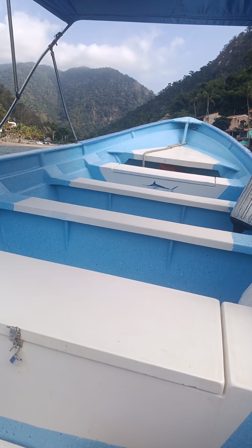 Lancha azul